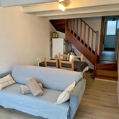 Atypique Centre Ville. Apartment Vesoul